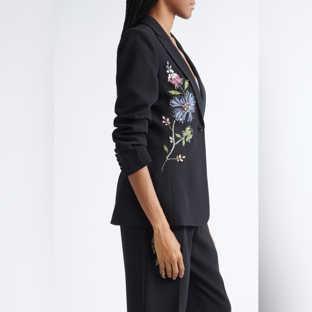 Cinq a Sept Floral Mixed Media Scrunched Cheyenne Blazer - Picture 2 of 10